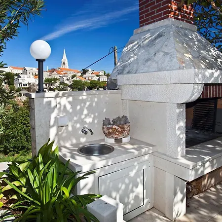 Spilla - Three Bedroom With Terrace *