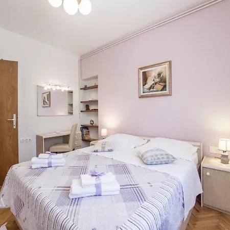 Spilla - Three Bedroom With Terrace *